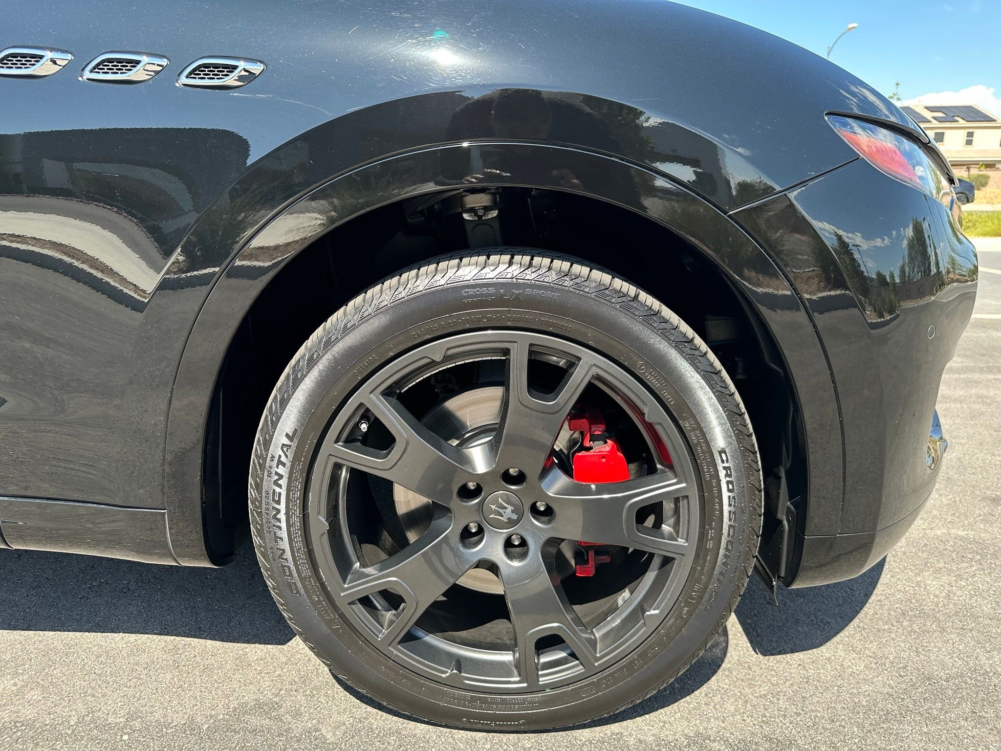Used 2019 Nero Maserati Base image 10
