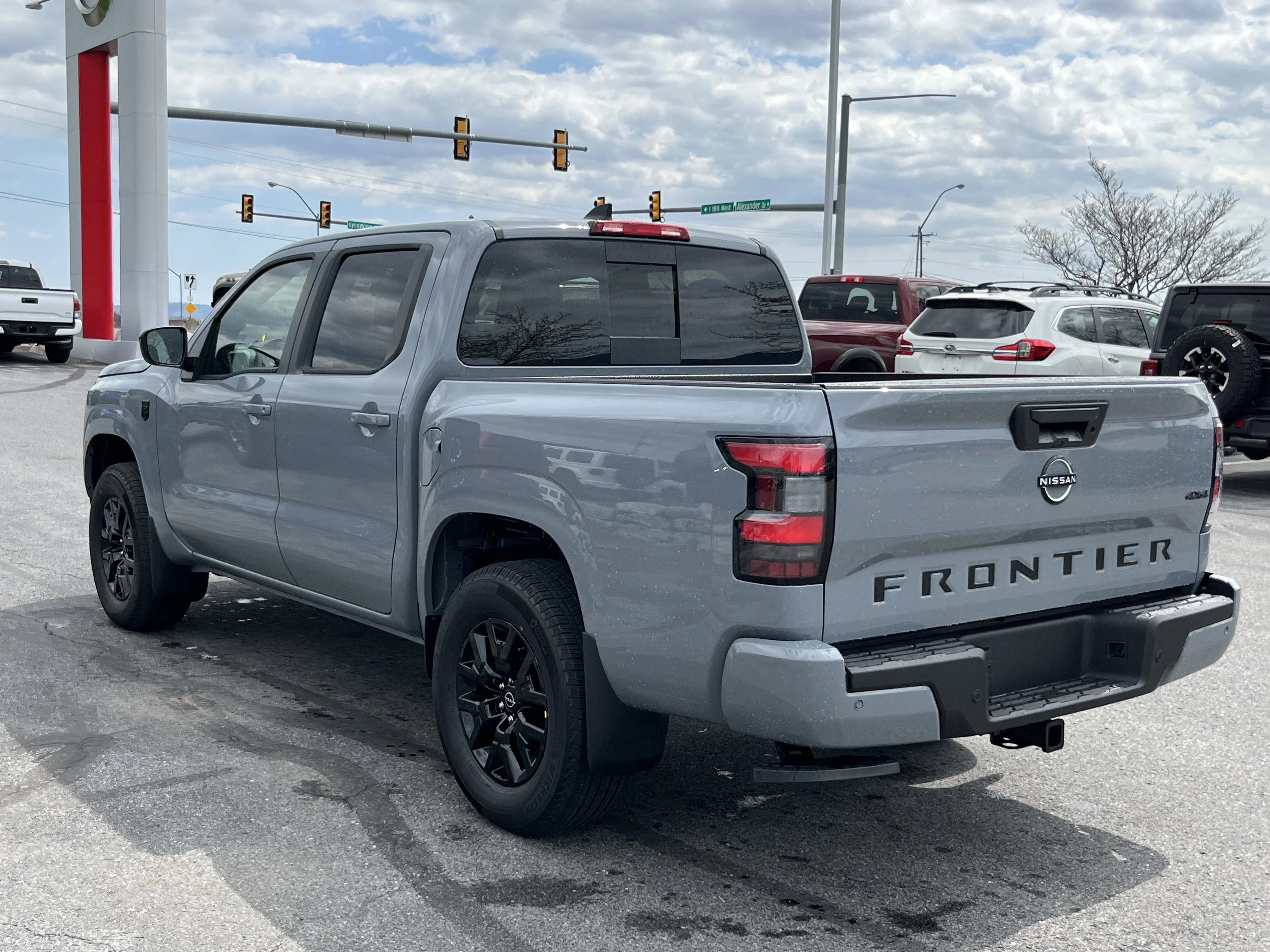 New 2026 Boulder Gray Pearl Nissan Crew Cab SV image 6