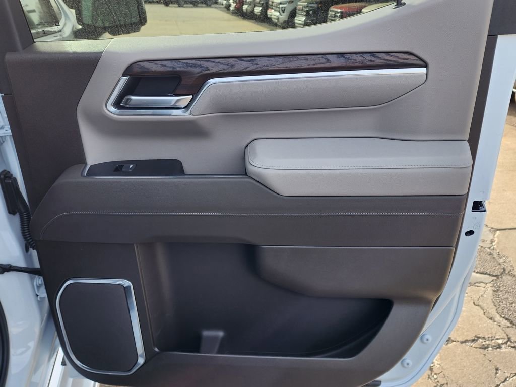 2026 GMC Sierra 1500 SLT - Photo 40