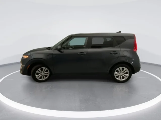 Used 2022 Gray Kia LX image 3