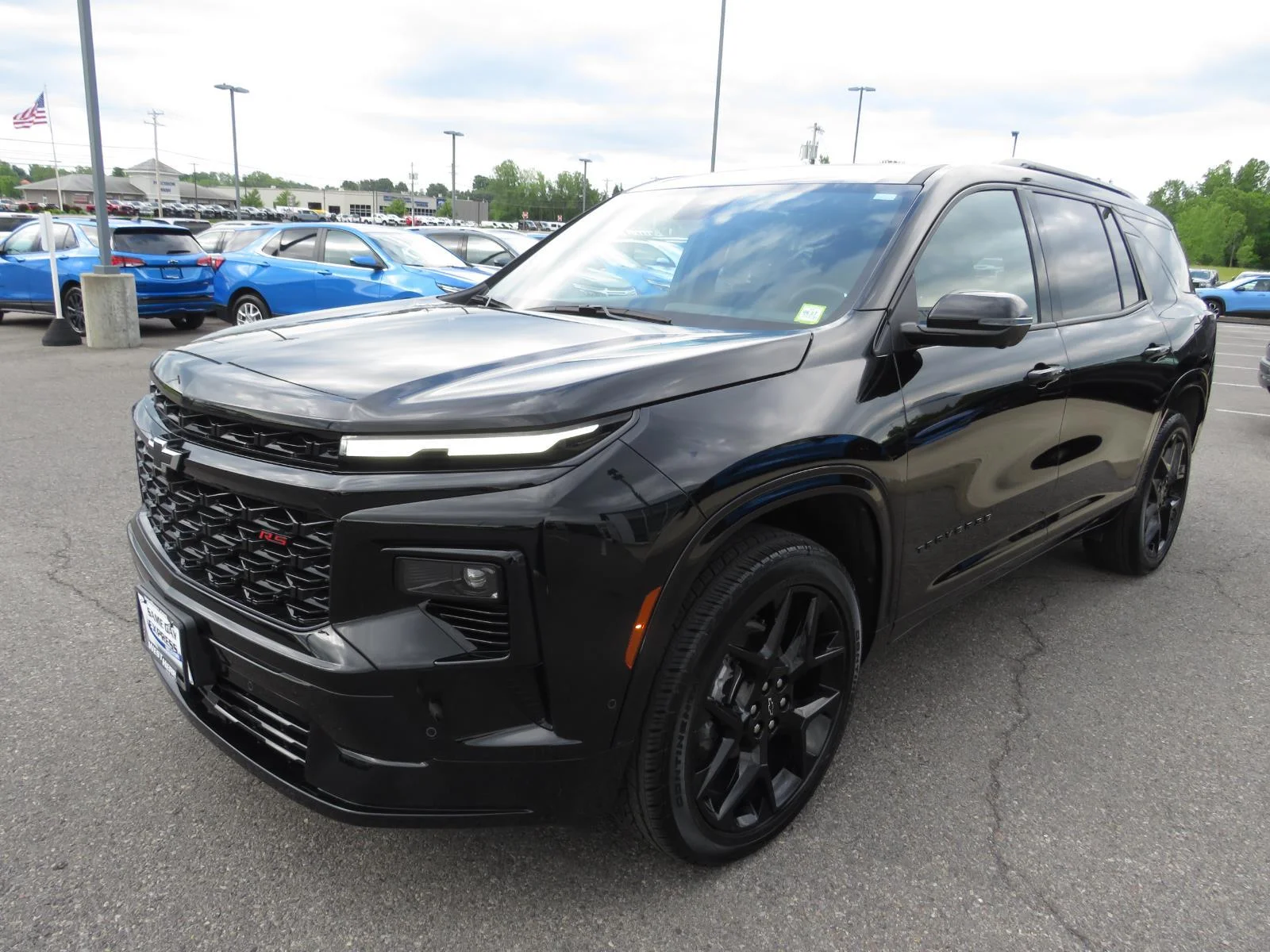 Used 2025 Mosaic Black Metallic Chevrolet RS image 13