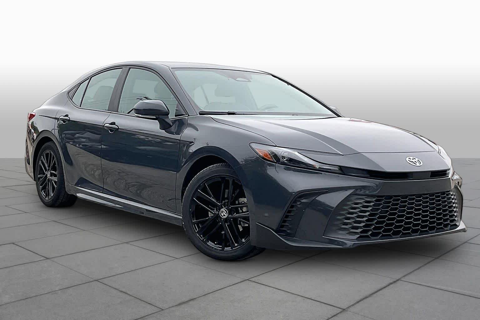 Used 2025 Underground Toyota SE image 3