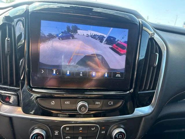 Used 2021 Gray Chevrolet LT Leather image 23