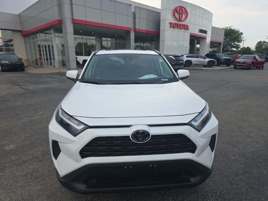 Used 2024 White Toyota XLE image 3
