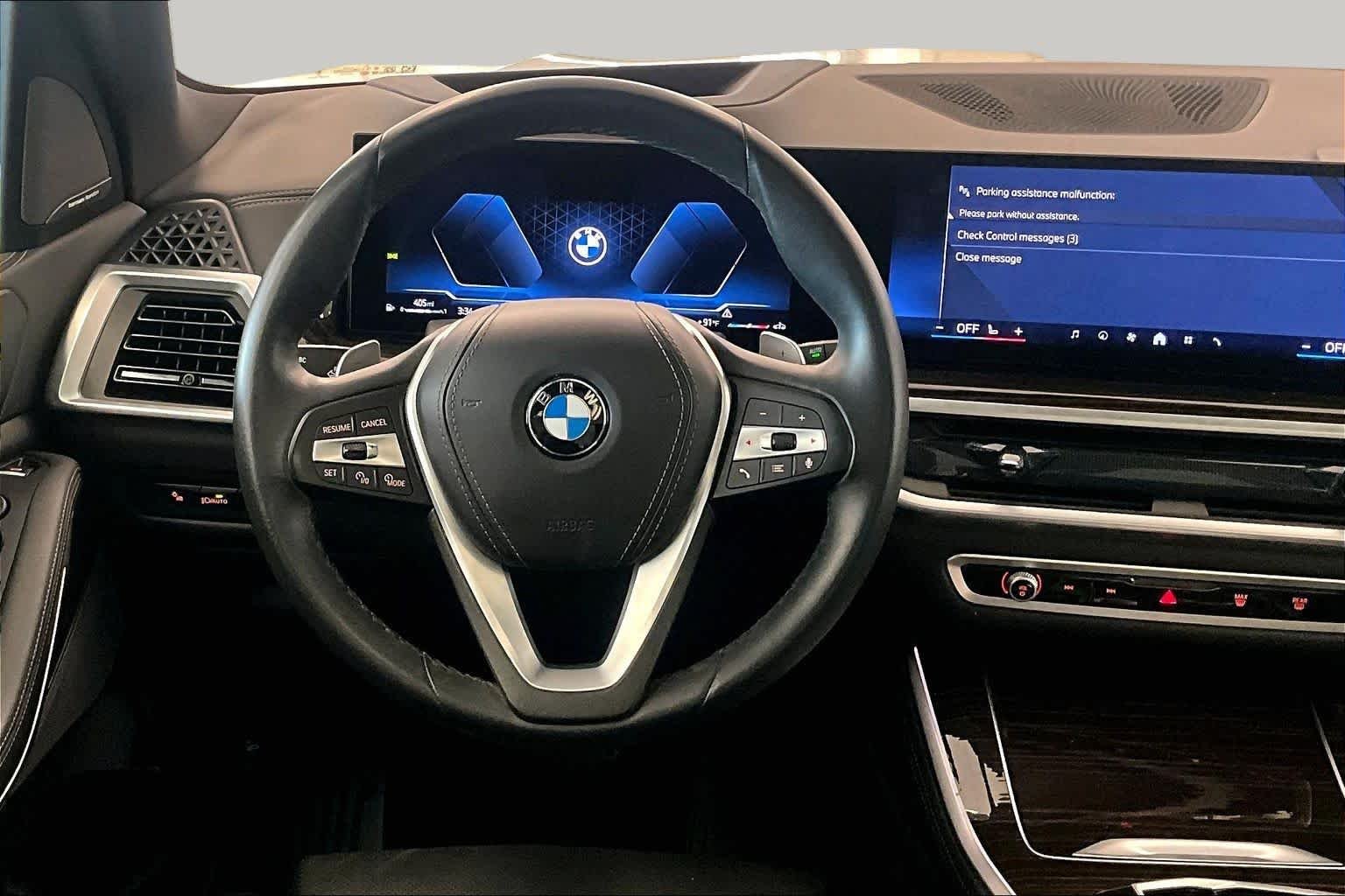 Used 2026 Alpine White BMW sDrive40i image 16