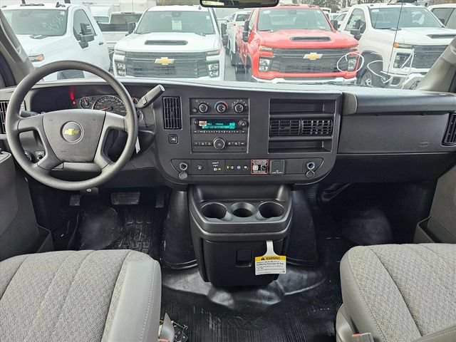 2025 Chevrolet Express Cargo Work Van - Photo 13