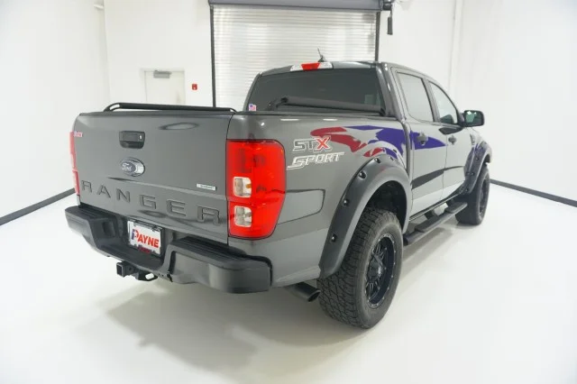 Used 2019 Magnetic Metallic Ford LARIAT image 7