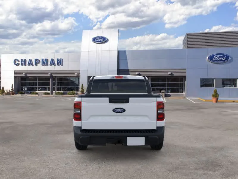 New 2026 Oxford White Ford XLT image 5