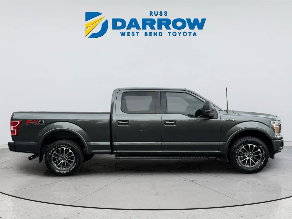 Used 2018 Gray Ford XLT image 6