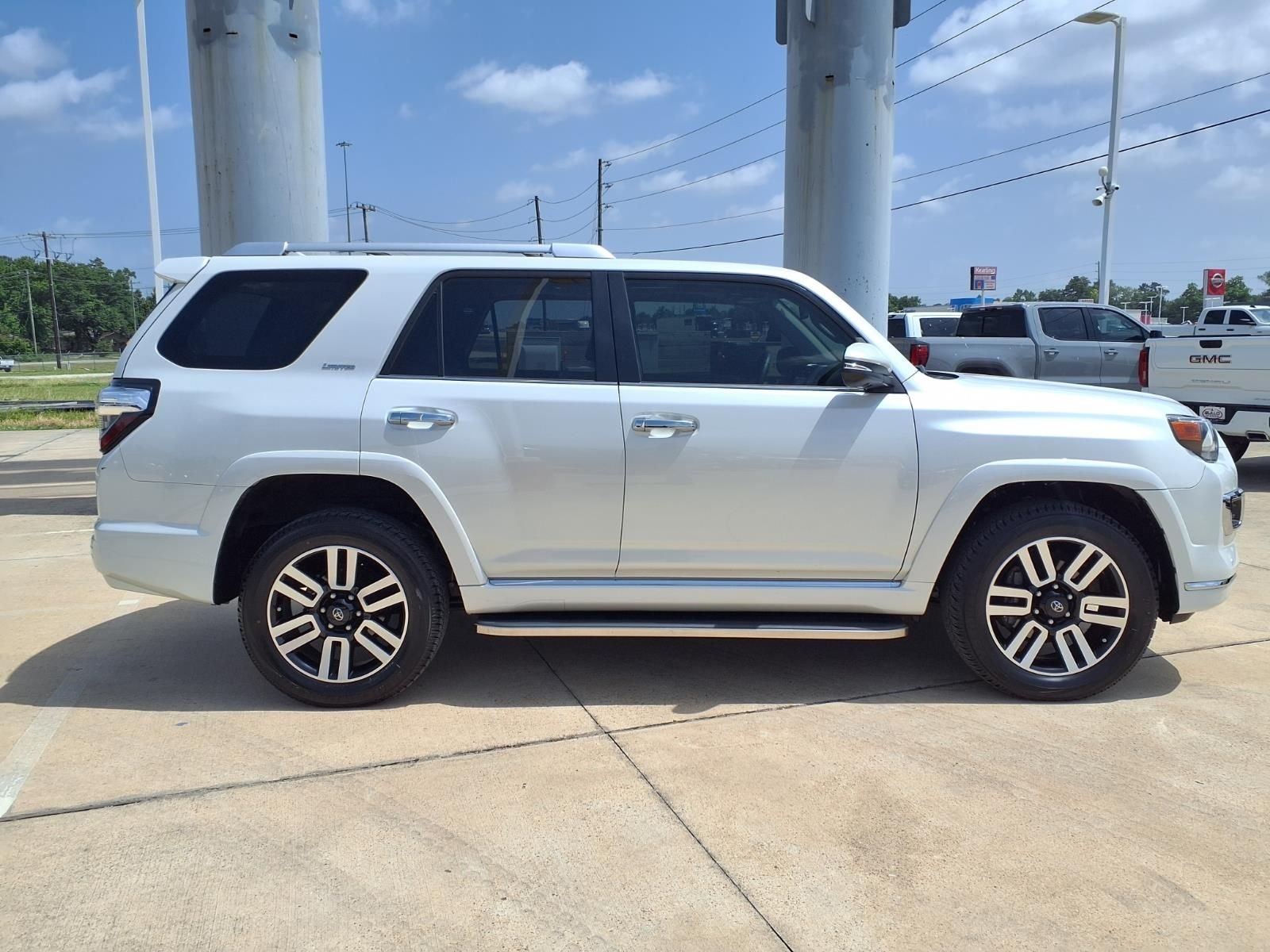 Certified Used 2024 Pearl Toyota Limited image 5