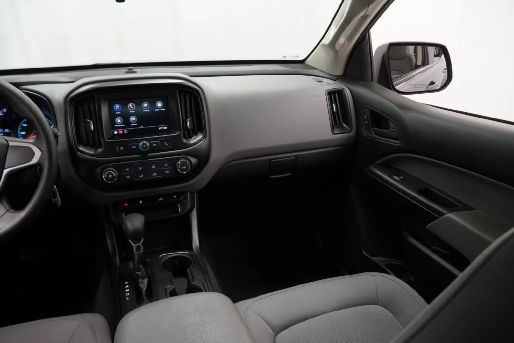 Used 2022 Gray Chevrolet Work Truck image 24