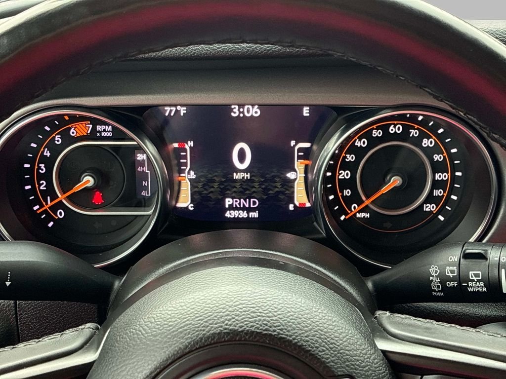 Used 2021 White Jeep Unlimited Sport S image 25