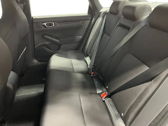 New 2026 Platinum White Pearl Honda FWD image 21