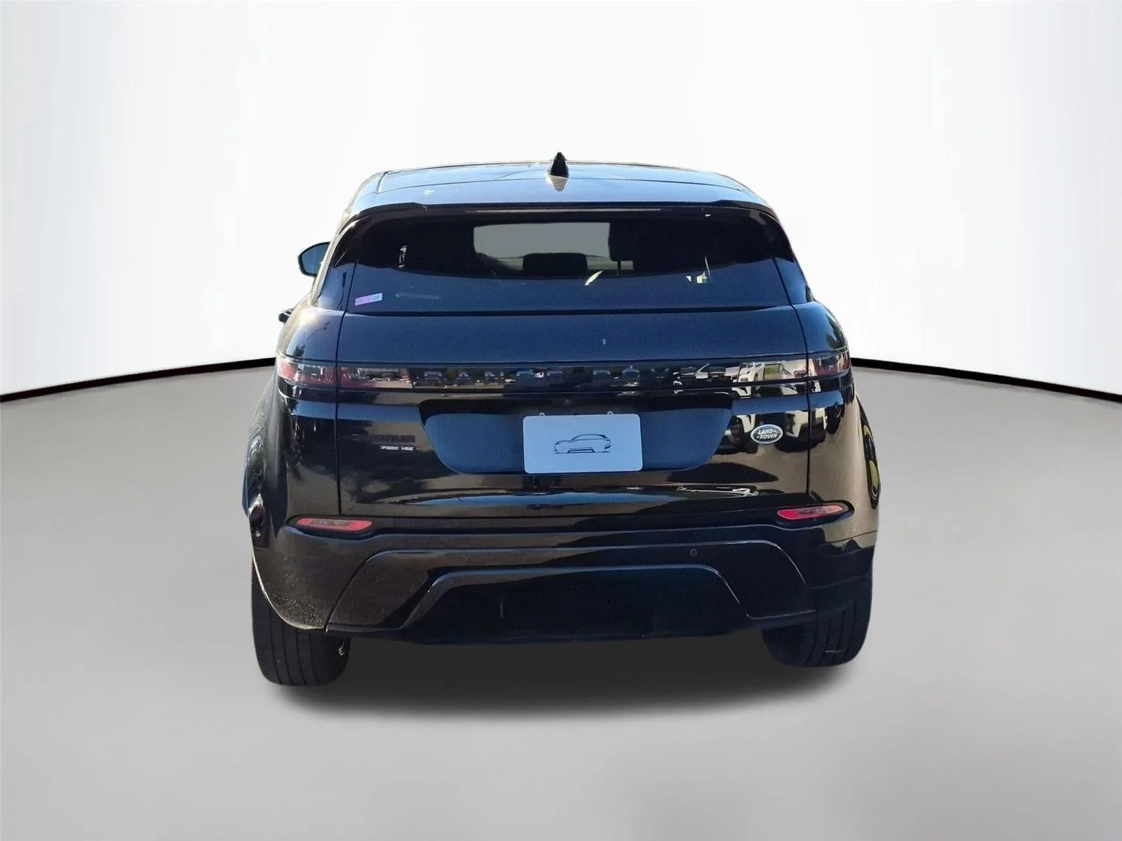 Used 2020 Narvik Black Land Rover R-Dynamic HSE image 4