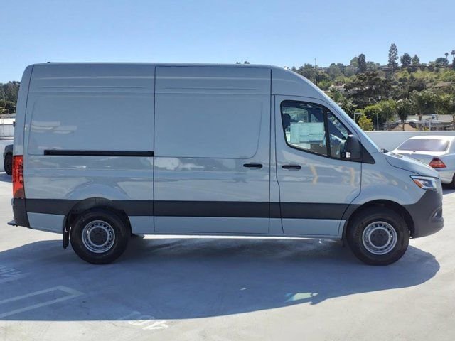 New 2024 Gray Mercedes-Benz Cargo 144 WB image 4