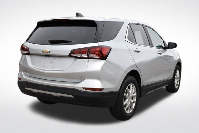 Used 2022 Silver Ice Metallic Chevrolet LT image 11