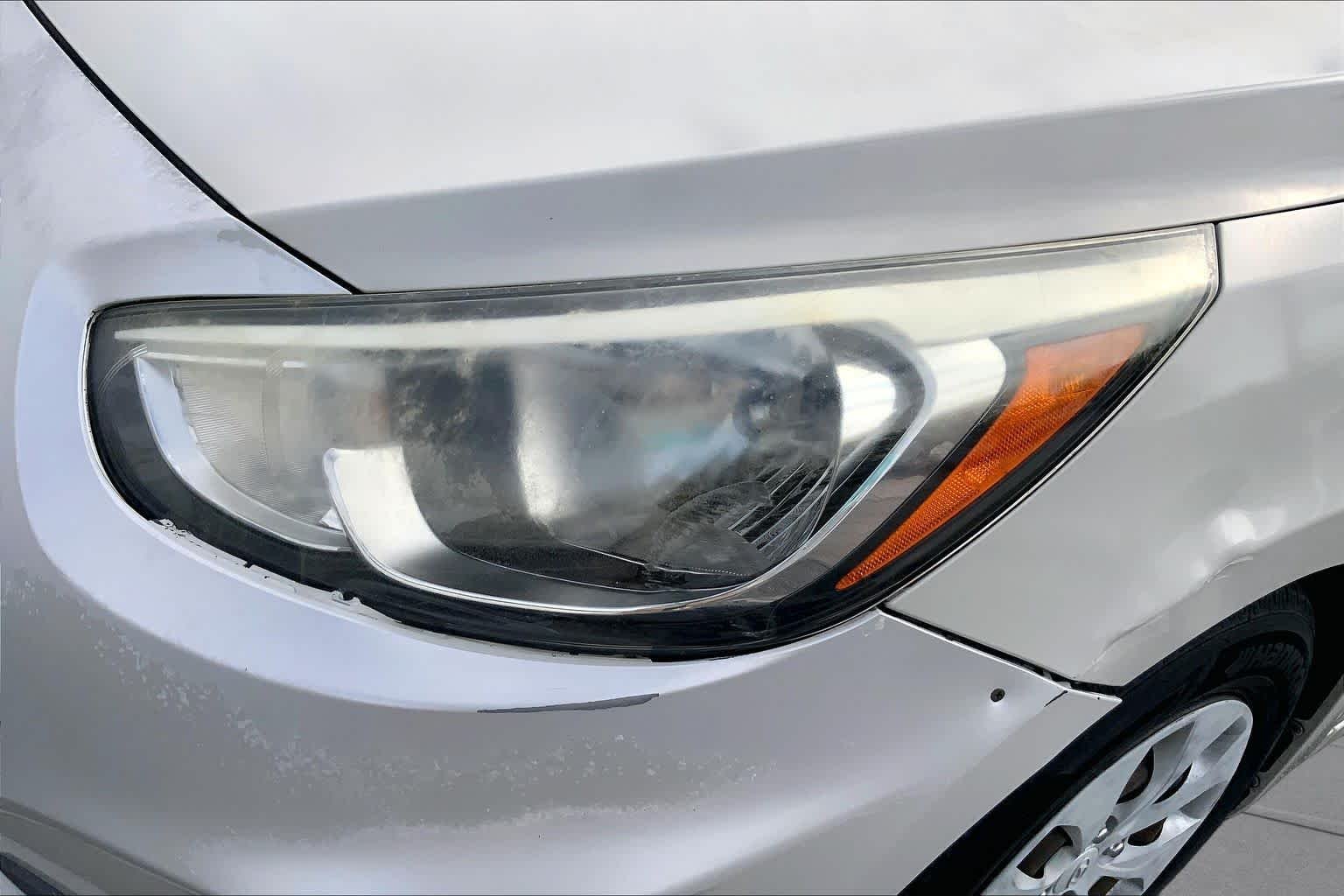 Used 2016 Misty Beige Metallic Hyundai SE image 23