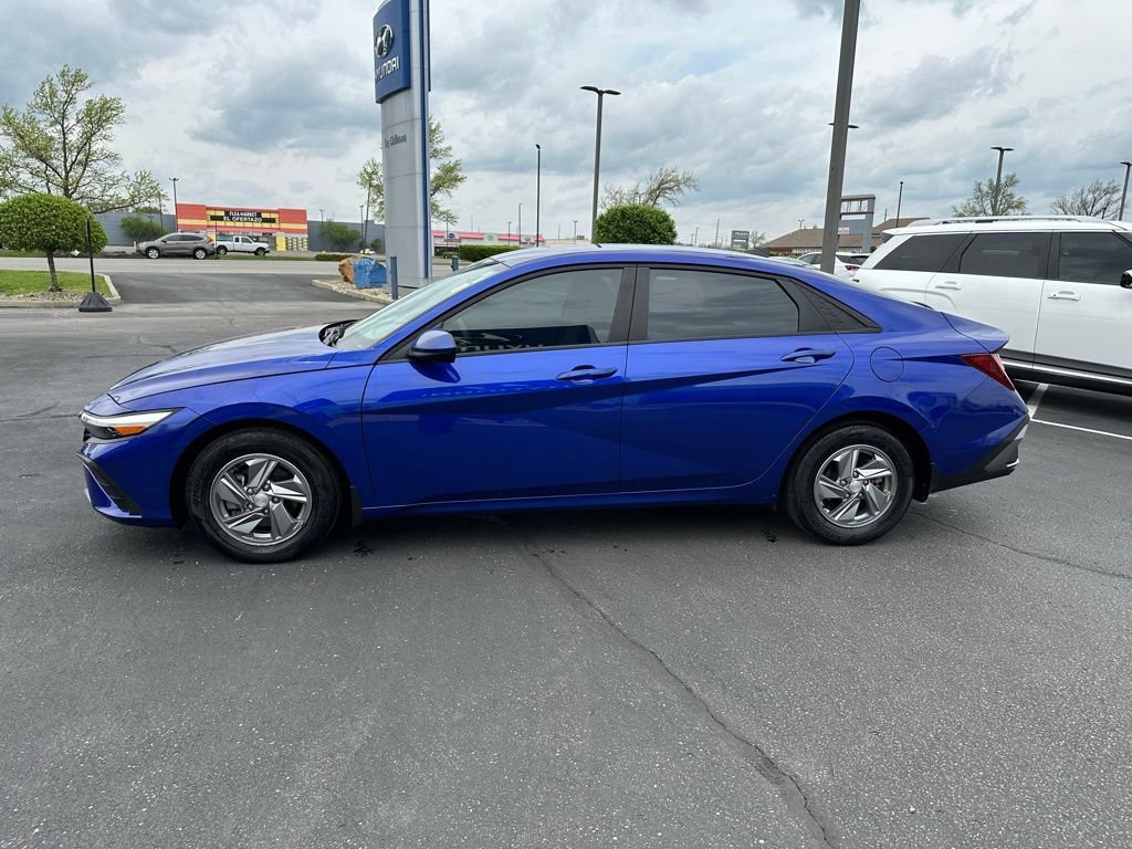 Certified Used 2024 Intense Blue Hyundai SE image 5