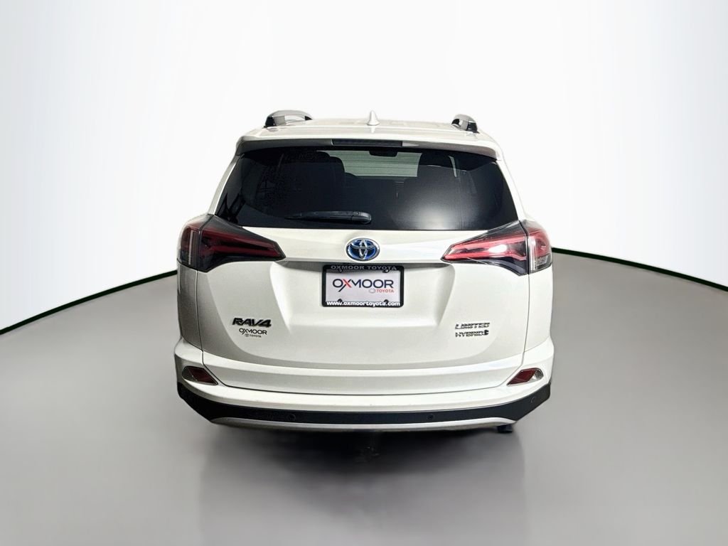 Used 2016 Blizzard Pearl Toyota Limited image 6
