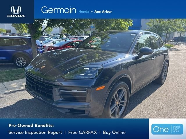2024 Porsche Cayenne -'s photo