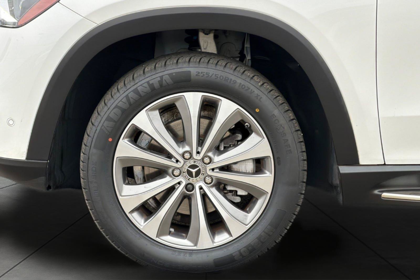 Used 2020 White Mercedes-Benz GLE 350 image 5