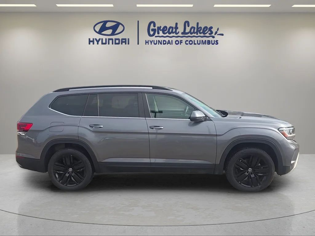 Used 2022 Gray Volkswagen 2.0T SE image 6