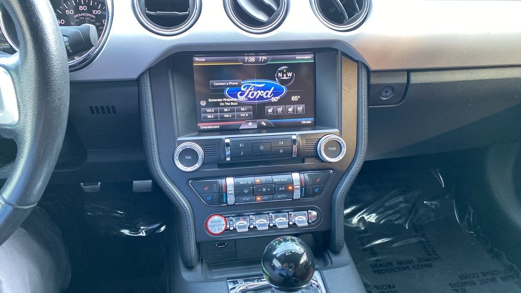 Used 2015 Black Ford GT Premium image 13
