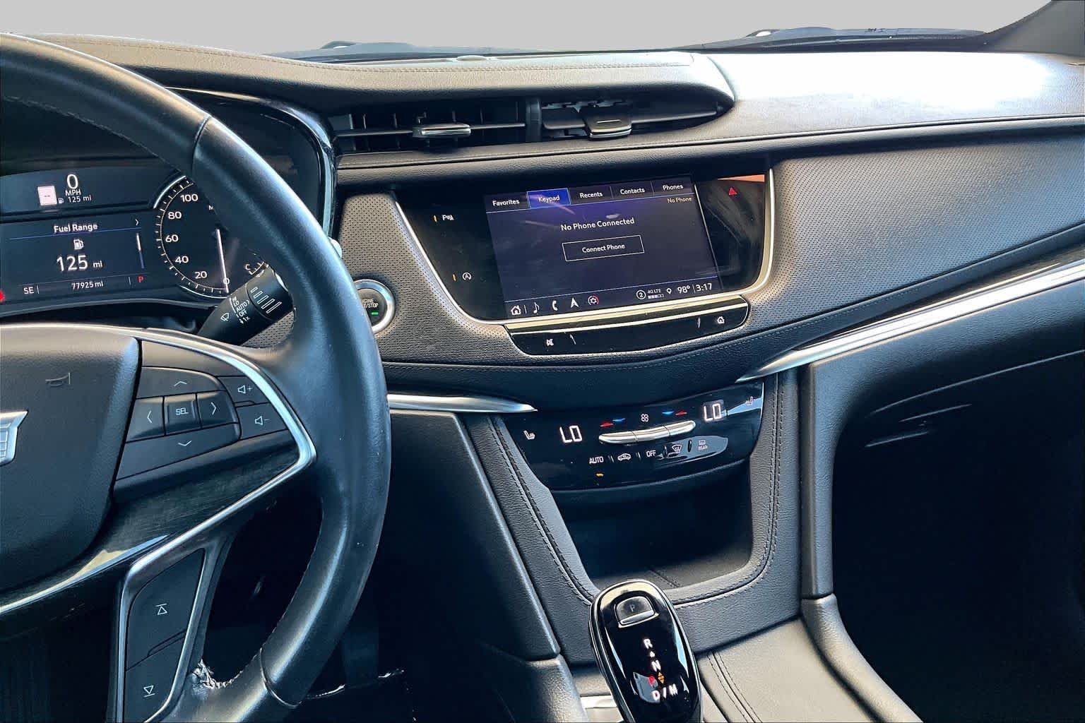 Pre-Owned 2023 Cadillac XT5 FWD Premium Luxury