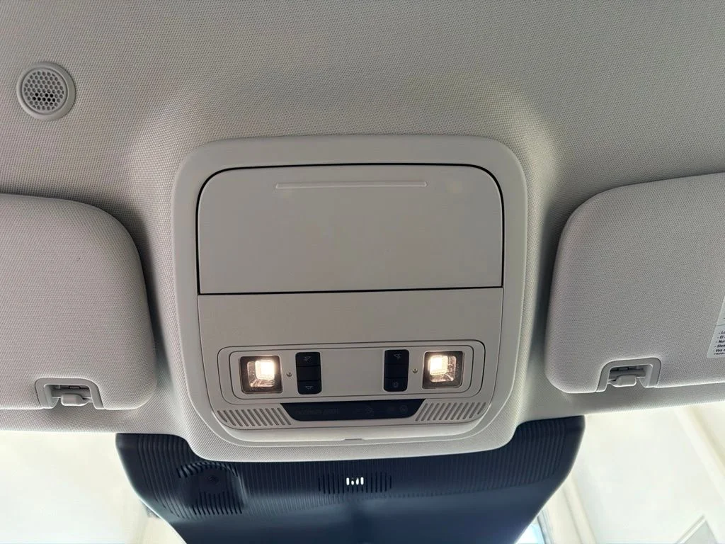 New 2026 Space White Metallic Ford Active image 22