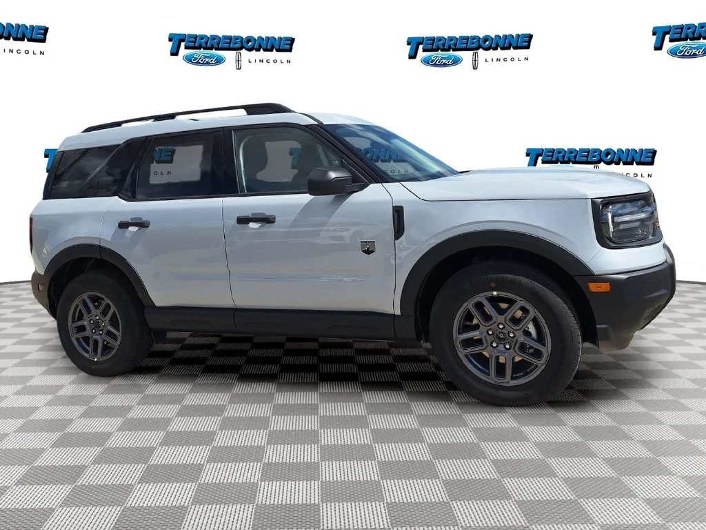 New 2026 Space White Metallic Ford Big Bend® image 3