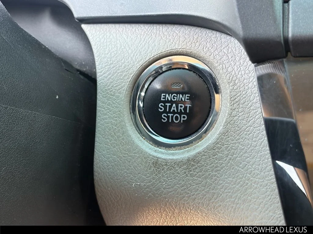 Used 2015 Gray Toyota XLE image 24