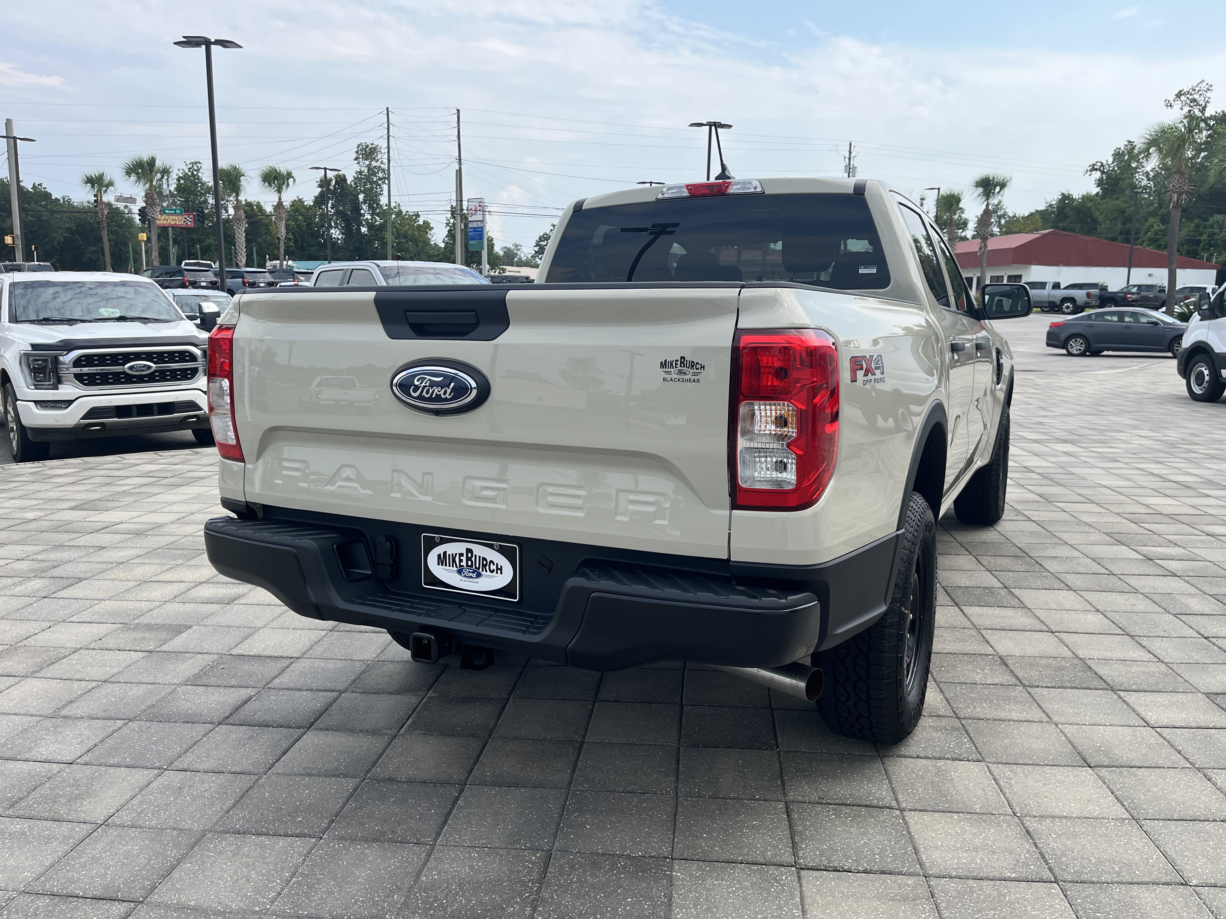 New 2026 Beige Ford XL image 9