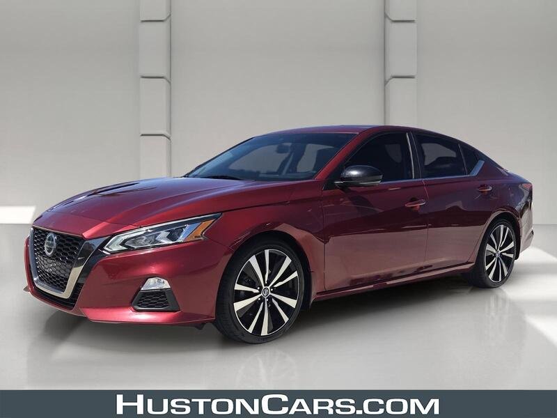 Used 2020 Scarlet NISSAN 2.0 SR SEDAN image 1
