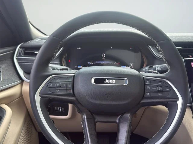 Certified Used 2025 Red Jeep Limited image 28