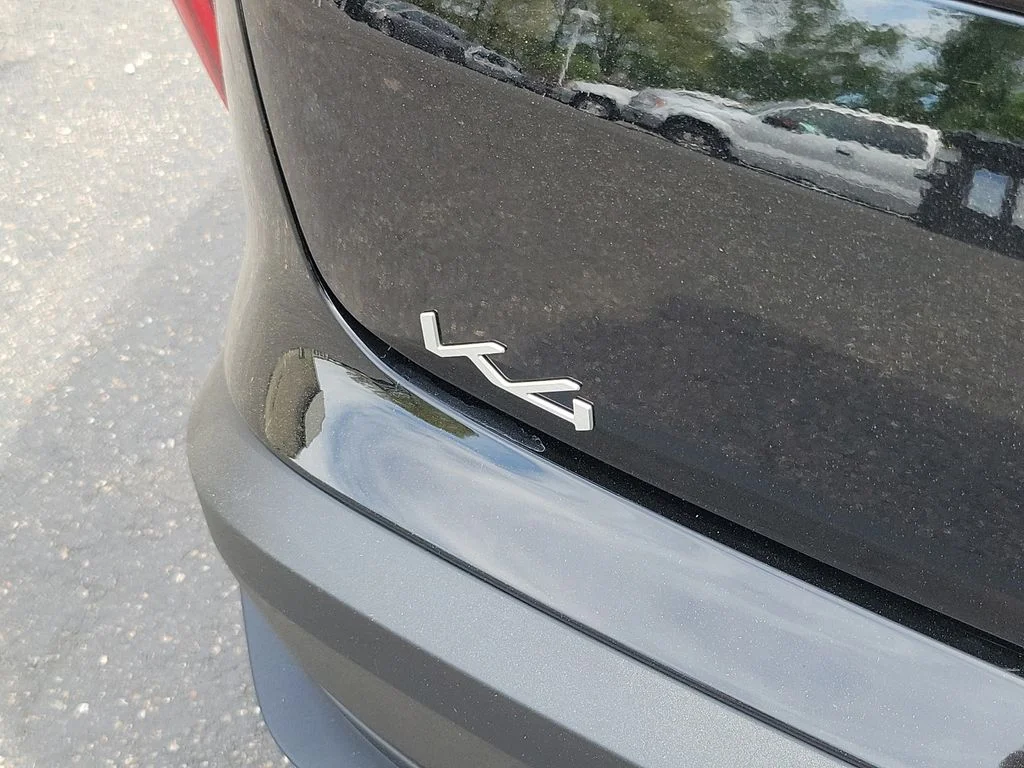 2025 Kia K4 LXS - Photo 8