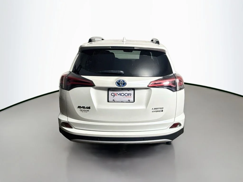 Certified Used 2016 Blizzard Pearl Toyota Limited image 6