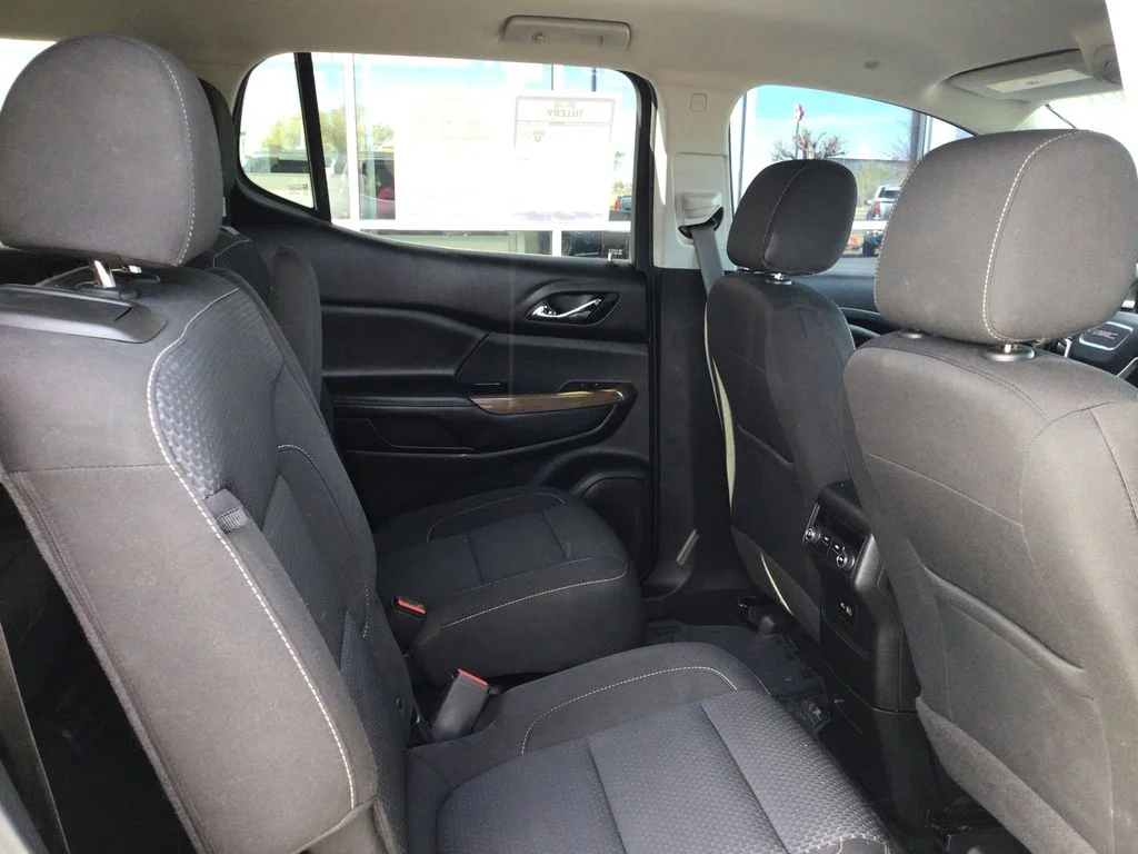 Used 2021 Satin Steel Metallic GMC SLE image 7