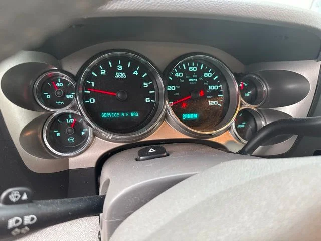 Used 2013 Silver GMC SLE image 14