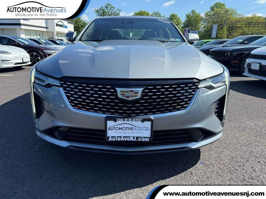 2023 Cadillac CT4 Luxury's photo