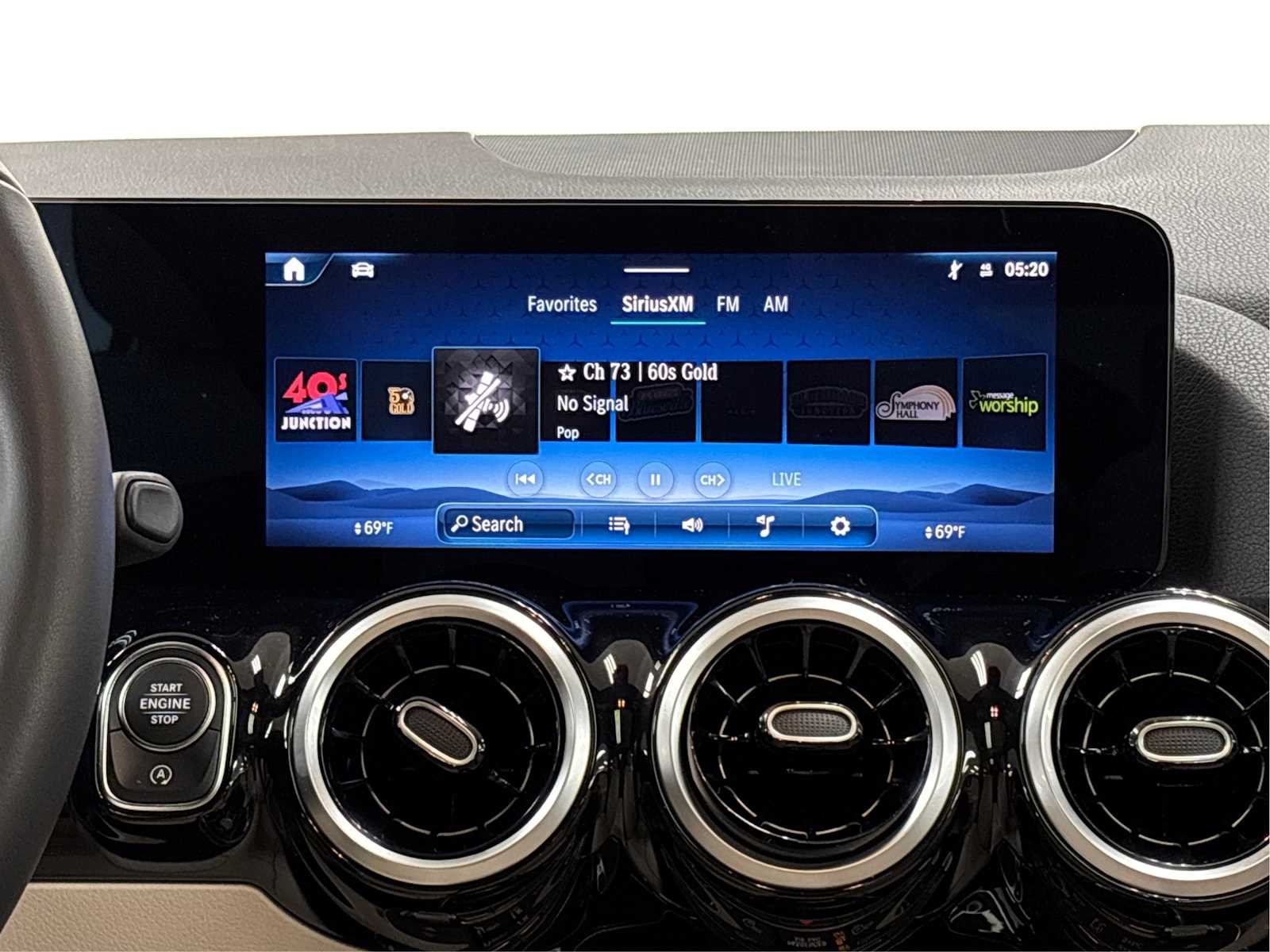 Used 2026 Polar White Mercedes-Benz GLA 250 image 17