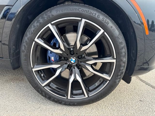 Used 2023 Black Sapphire Metallic BMW xDrive40i image 3
