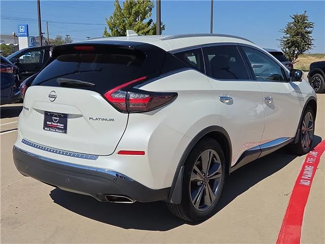 Used 2024 QAB  Whit Nissan Platinum image 3