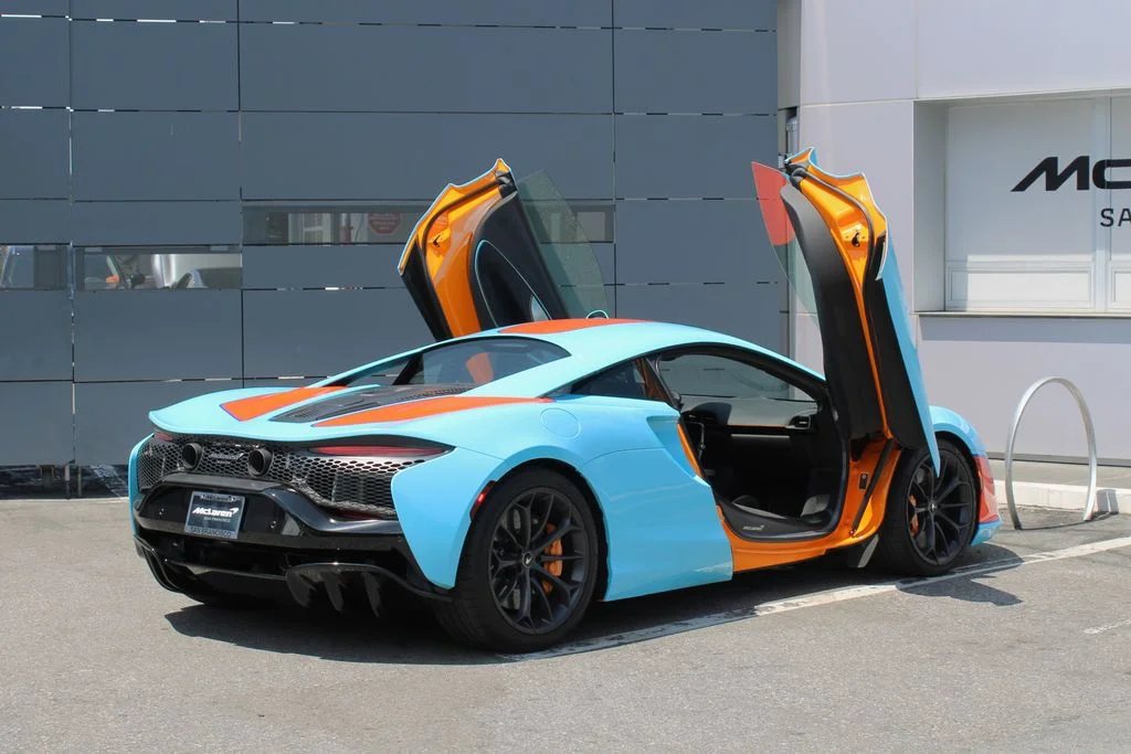 Certified Used 2023 Orange McLaren Performance image 9