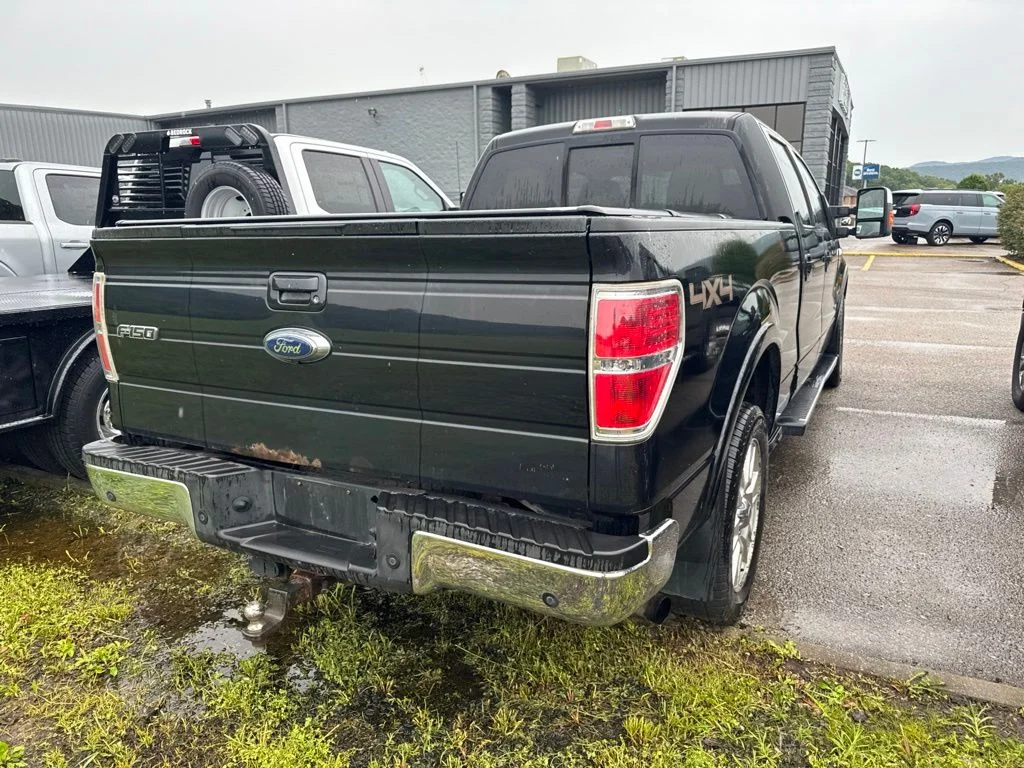 Used 2013 Tuxedo Black Metallic Ford Lariat image 15