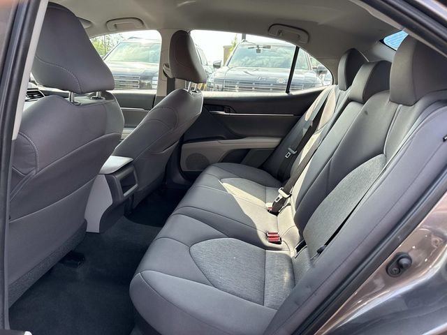 2021 Toyota Camry LE - Photo 14