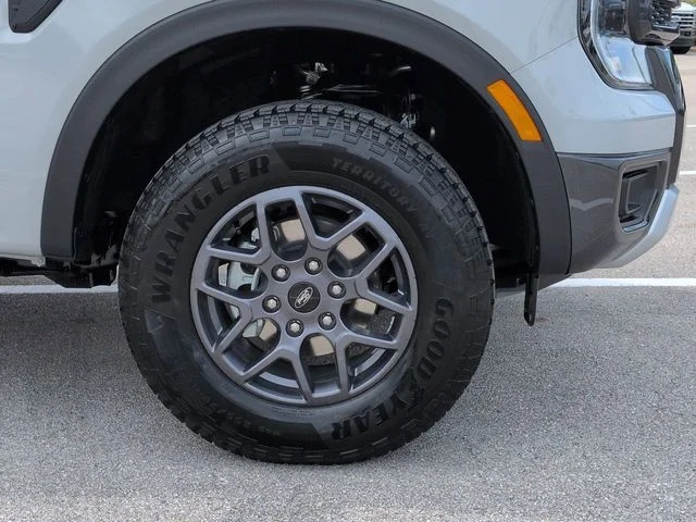 New 2026 Avalanche Ford XLT image 11