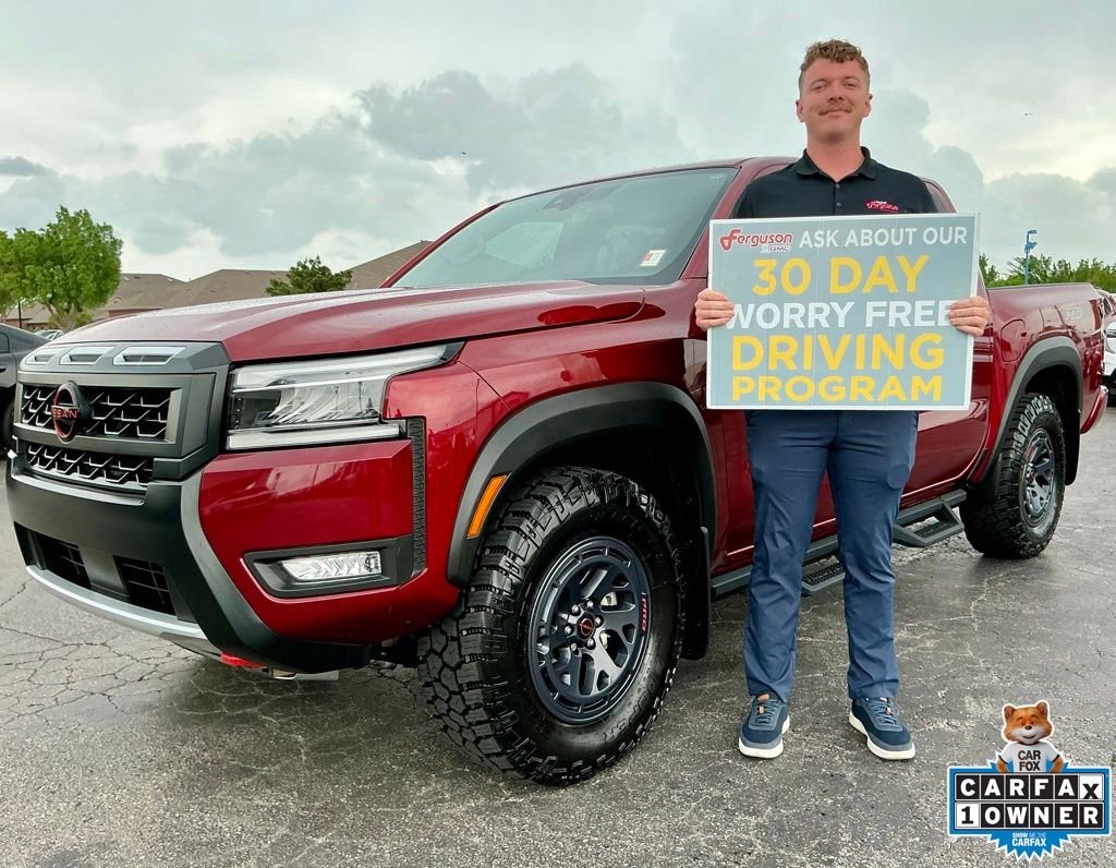 2025 Nissan Frontier PRO-4X Crew Cab 4X4's photo