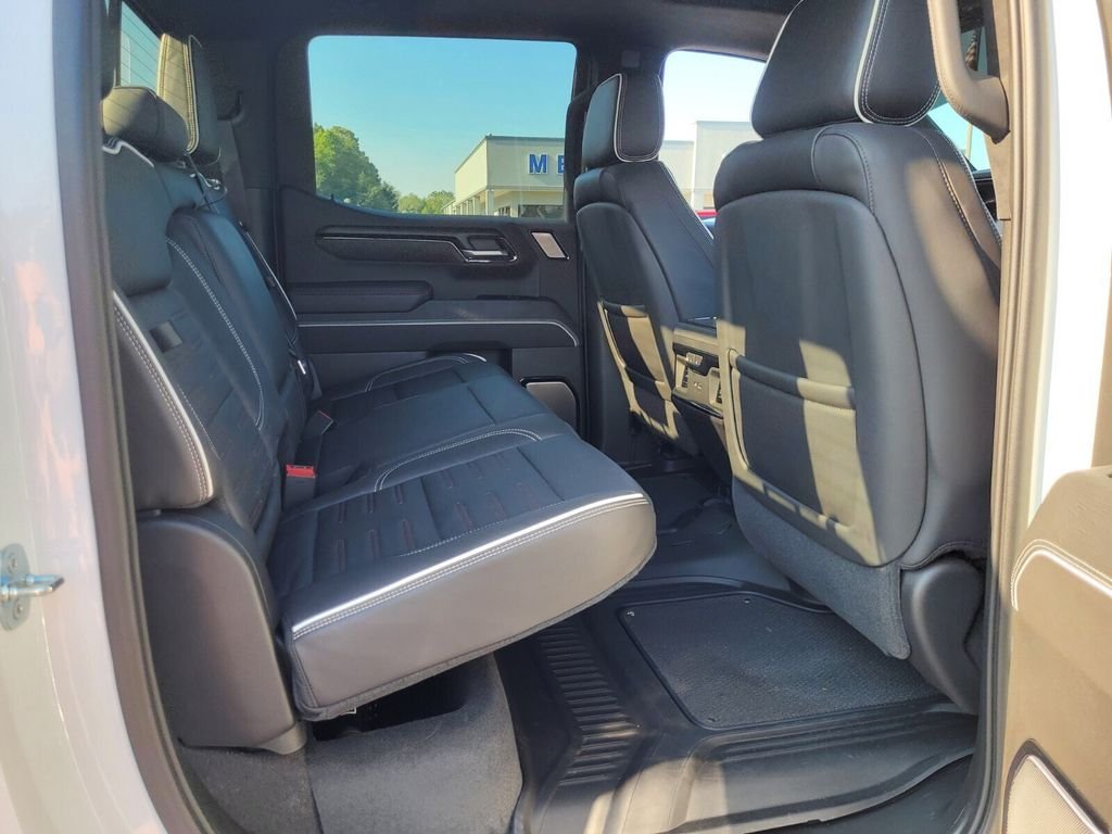 2024 GMC Sierra 1500 AT4X - Photo 14