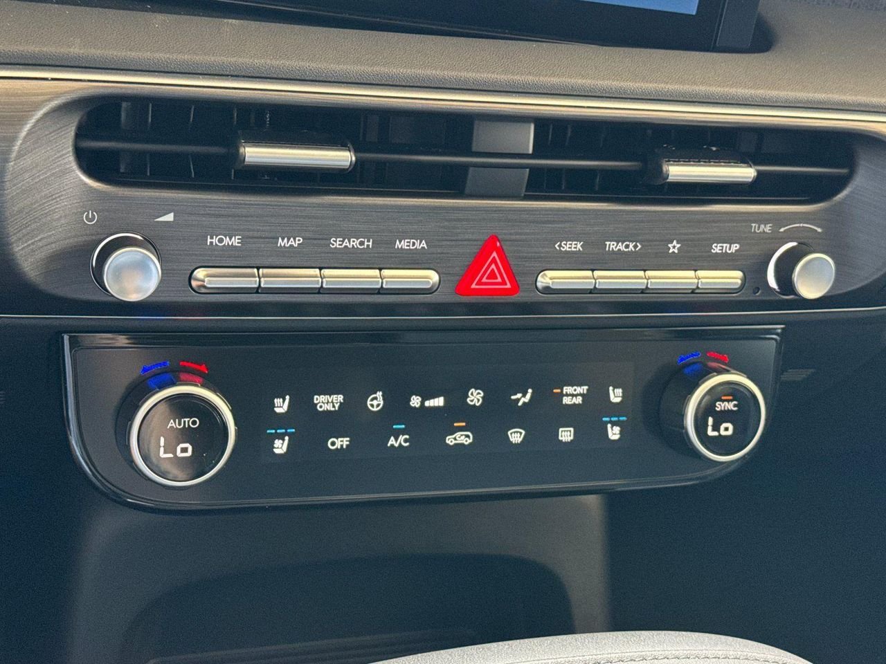 New 2027  Hyundai Limited 7P image 19