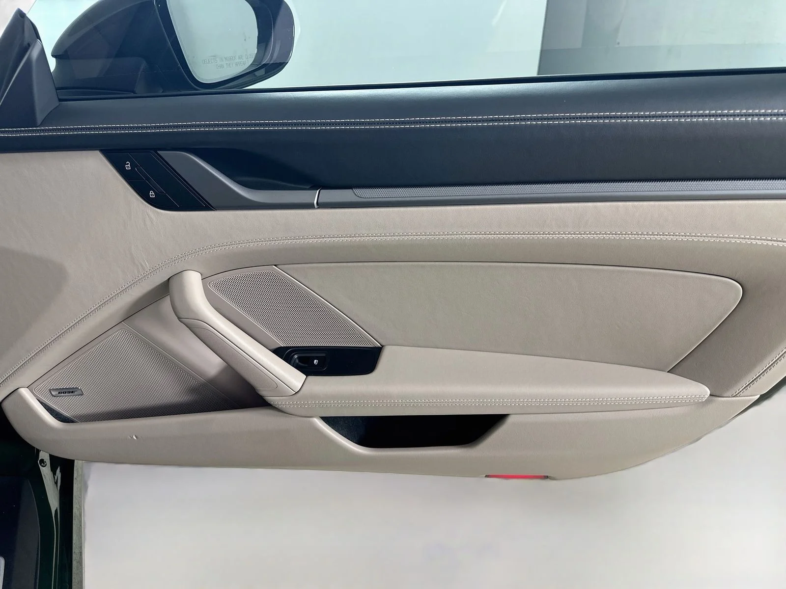 Used 2026  Porsche  image 38
